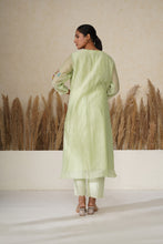 Load image into Gallery viewer, Gul Bano Hara Kurta Set
