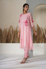 Load image into Gallery viewer, Gul Rani Kurta Set
