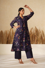 Load image into Gallery viewer, Dragon Fly Blue Kurta Set
