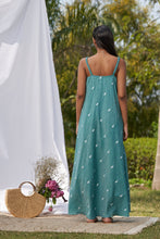 Load image into Gallery viewer, Green Jamdani Dress - Karpaasa Stories
